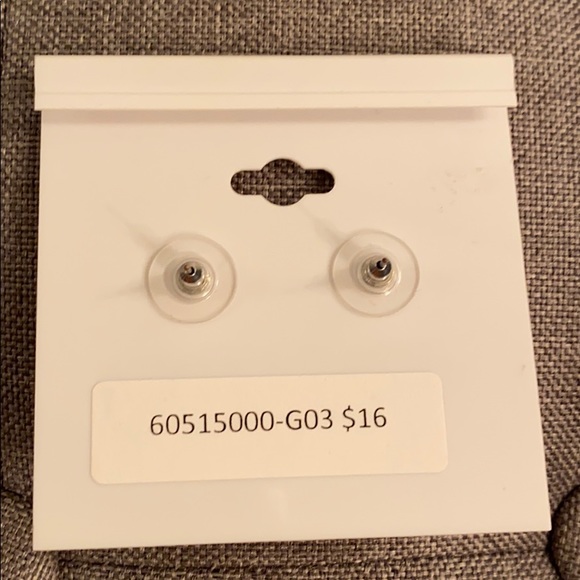 Gloria vanderbilt crystal from swarovski earrings - Picture 4 of 4